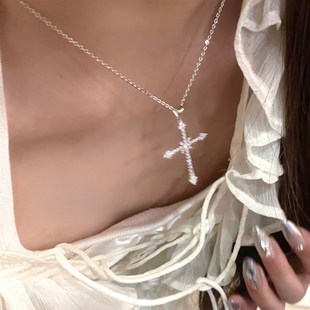 Women 推荐 高级微镶项链十字架项 cross 项链创意个性 necklace