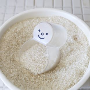 日本制雪人舀米勺子创意可爱麦片量勺带刻度量米器量米杯 米间