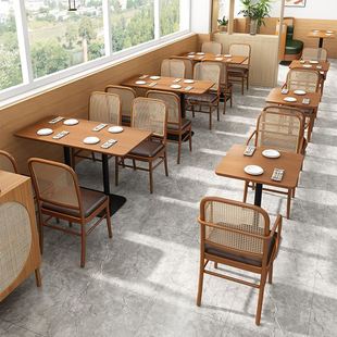 餐厅面馆餐饮烤肉店火锅桌饭店靠墙卡座咖啡厅甜品店沙发桌椅组合