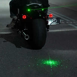 饰件 摩托车投影氛围灯激光警示电动踏板车防追尾灯爆闪迎宾灯改装