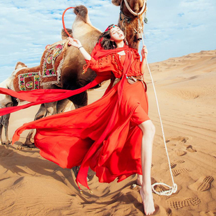 红裙红色连衣裙西北旅行长裙新疆旅游拍照衣服装 沙漠异域风情古装