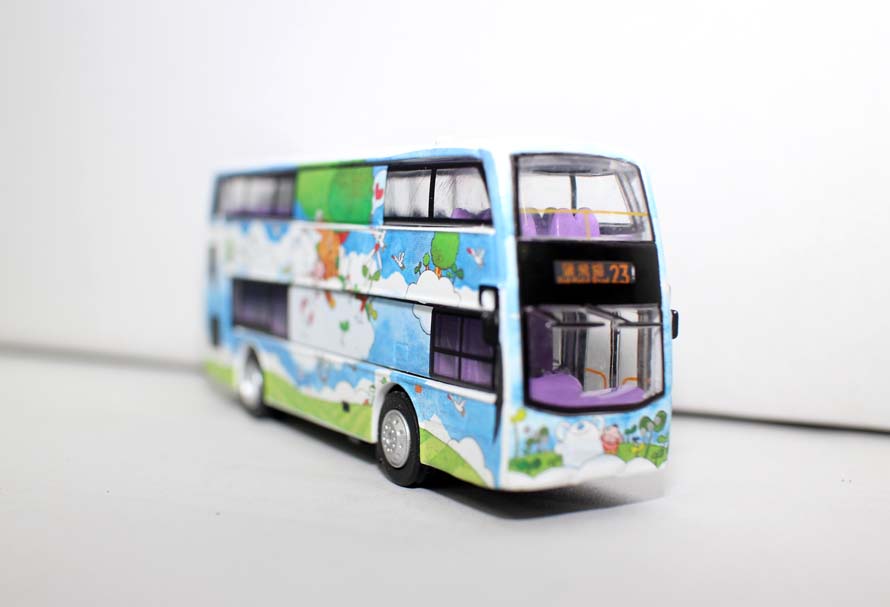 400浦飞路23香港海洋馆艺术巴士模型 Art Bus ENVIRO 12微影 Tiny