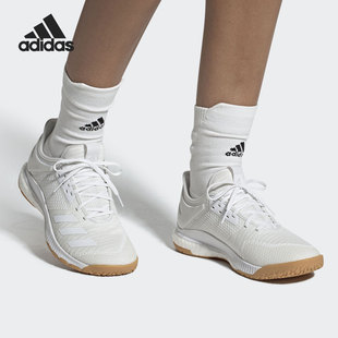 Adidas 女子低帮减震休闲运动排球鞋 2022新款 D97831 阿迪达斯正品