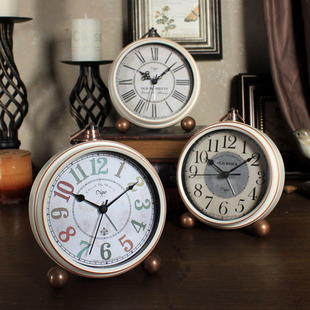 小型钟表摆台式 闹钟摆件桌面时钟家用客厅美式 台钟石英小座钟 个性