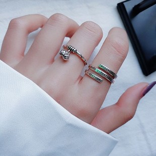 日韩开口可调节复古个性 戒指女小众设计简约百搭配链条笑脸食指环
