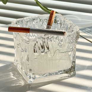高级感冰块烟灰缸玻璃ins网红轻奢小众创意家用客厅摆件 送灭烟沙