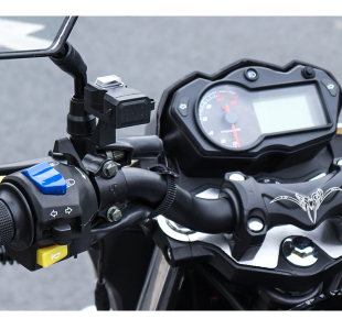 电动车摩托车手机充电器通用12v转5vusb接口智能快充防水车充 加装