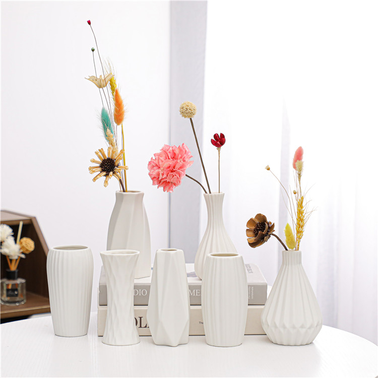 饰品摆件 陶瓷花瓶小插花客厅家居创意简约北欧ins风轻奢白色素装