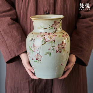 梵悦 景德镇手工复古宽口手绘桃花陶瓷花瓶可蓄水茶室家居花器
