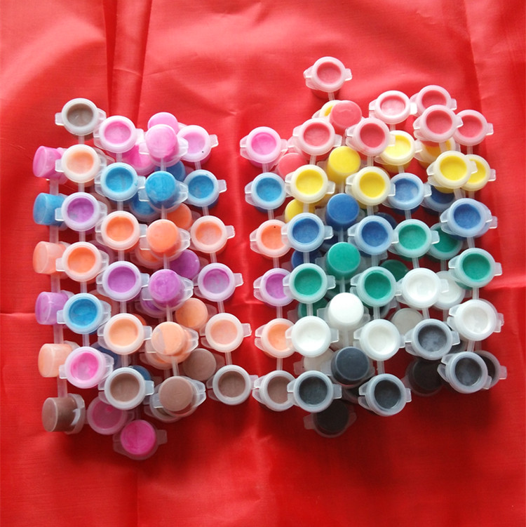 12色六连体水粉颜料丙烯颜料绘画笔调色盘白坯石膏像彩绘厂家直销