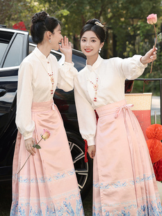 中式 旗袍伴娘服女2024新款 春秋小众高级姐妹团汉服粉色马面裙套装