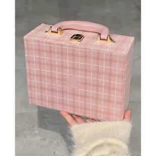 粉色格纹首饰盒双层化妆箱化妆包腋下包手提包云朵包水杯 3CE新品