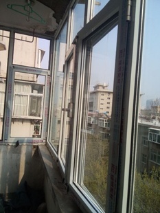 中空玻璃封阳台封露台 断桥铝封阳台窗户 济南封阳台窗户案例