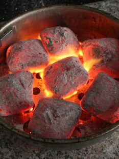 烧烤木炭家用烤碳环无保烟机竹制炭块碳条专用碳木碳速燃用品