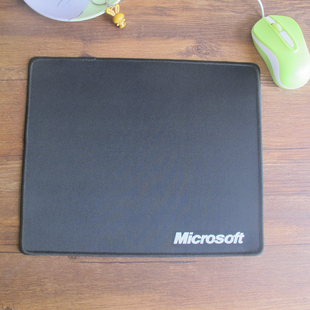 笔记本电脑办公锁边黑色鼠标垫