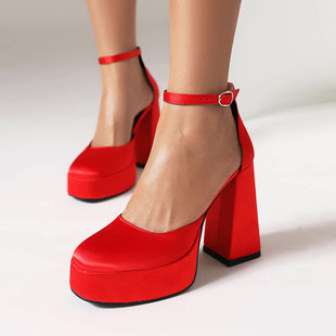 夏季 女鞋 女欧美扣带红色玫红色大码 HMW 沙丁布粗跟防水台高跟凉鞋