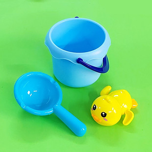 小水桶游水鸭浴室婴儿宝宝 儿童洗澡戏水玩具软胶沙滩耐压耐摔新款