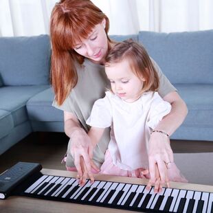 软键盘幼师初学者练习神器61键 便携式 博锐手卷电子钢琴88键专业版