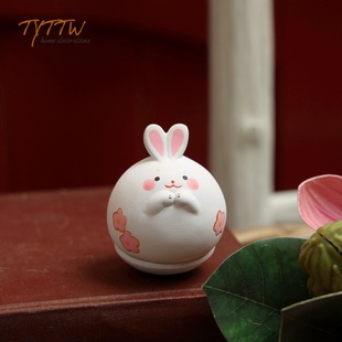 饰情侣送礼物 可爱兔兔球球不倒翁陶瓷摆件生肖家居装 趣味卡通日式