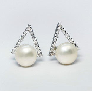 韩国饰品气质银耳钉 小耳丁珍珠三角形镶钻耳饰 925纯银耳钉女式