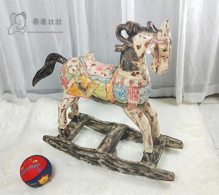 玩具生日礼物 泰国实木手绘彩色做旧摇摇马儿童木马摆件仿真马