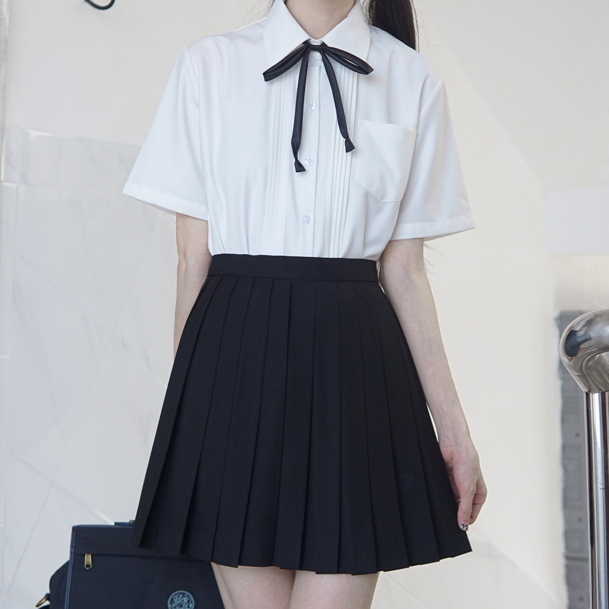 日系基础款 女 风琴褶短袖 刺篇 黑白角襟丸襟衬衫 JK制服原创正版
