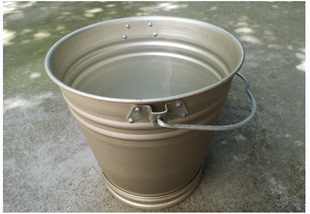 80年代一体压铸氧化铝水桶20升优质扎实耐用1.75公斤库存老货水桶