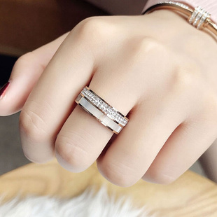 镶满钻白母钛钢镀18KLEQ玫金戒指不掉色食贝指 环简约宽版 日瑰韩版