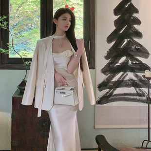 FairyJiang 气质高级缎面白色吊带连衣裙长款 新款 显瘦包臀裙 夏季